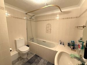 Photo 21- click for photo gallery